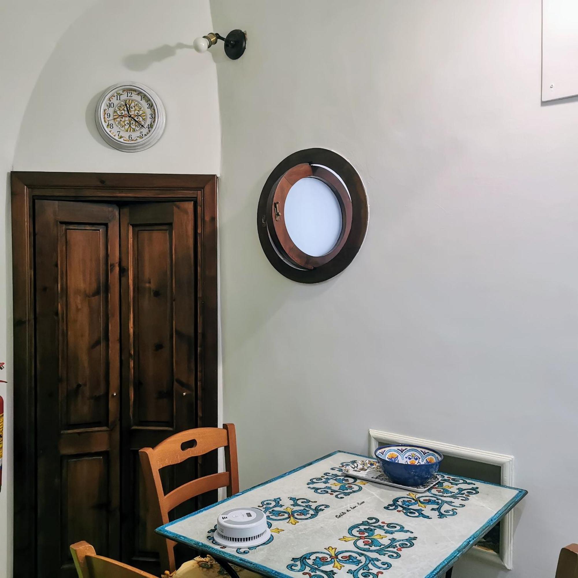 Апартаменты Cortile Di San Leo Виетри Экстерьер фото